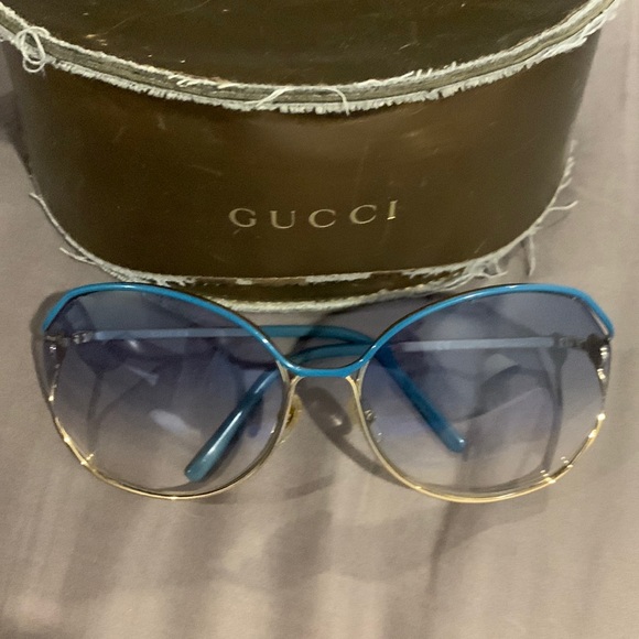 Gucci Accessories - Gucci women sunglasses